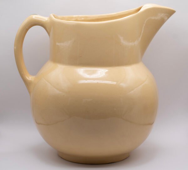 KEN HORAN Apple #17 Ice Lip Pitcher