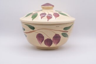 Watt Pottery #5 Teardrop Bowl – Vintage Collectible