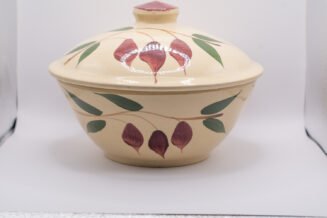 Watt Pottery #66 Teardrop Bowl – Vintage Collectible