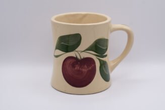 Watt Pottery #121 Apple coffee mug – Vintage Collectible – Mint (A)