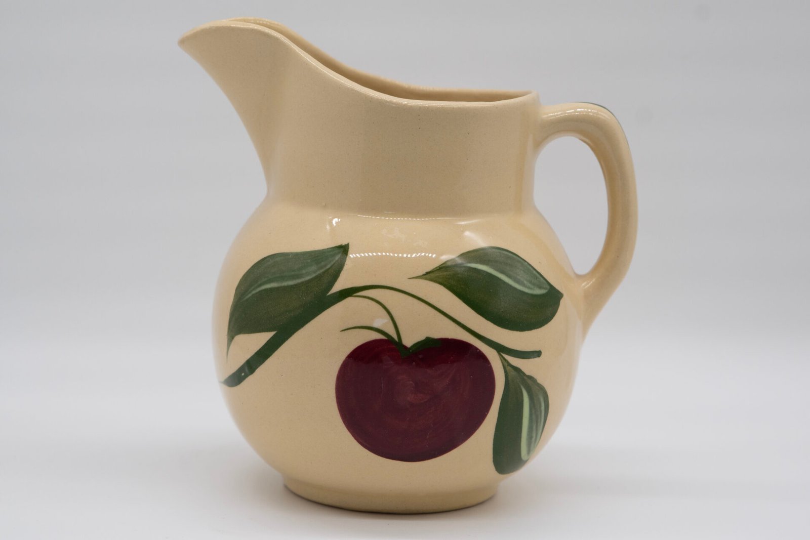 Watt Pottery Apple Pattern