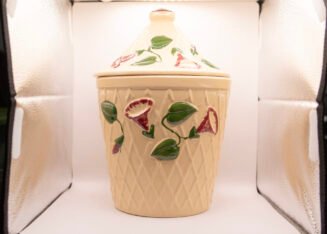 Vintage Watt Pottery Morning Glory #95 Cookie Jar – Hand Painted USA