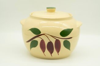 Vintage Watt Pottery Teardrop #76 Bean Pot – Hand Painted USA