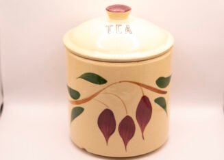 Vintage Watt Pottery Teardrop #82 Tea Canister – Hand Painted USA