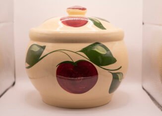 Vintage Watt Pottery Apple #21 Cookie Jar – Hand Painted USA