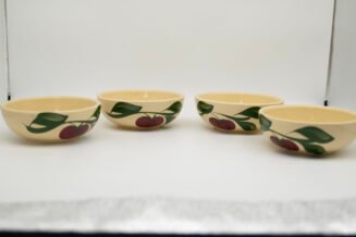 Vintage Watt Pottery Apple #74 bowls (AH)