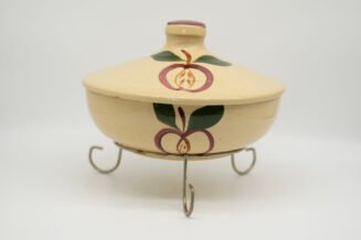 Vintage Watt Pottery Open Apple #96 Bowl with lid (AH)
