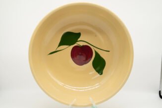 Vintage Watt Pottery Apple #55 bowl