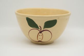 Vintage Watt Pottery Open Apple #8 Bowl