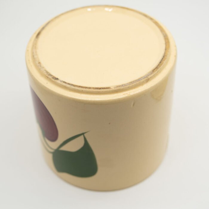 apple-82-flour canister-f
