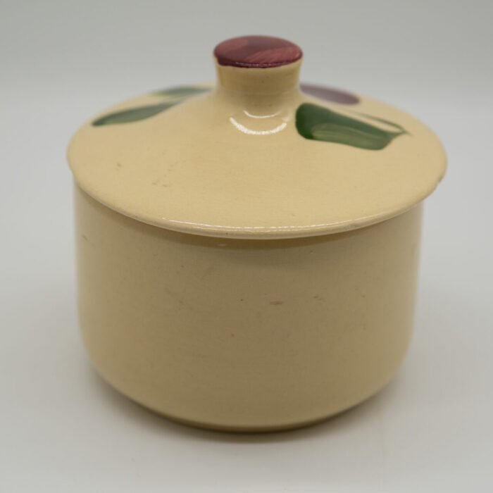 watt-pottery-apple-01-grease-jar-3466 watt-pottery-apple-01-grease-jar-3466