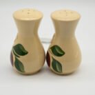 watt-pottery-apple-117-118-salt-pepper-3405