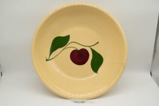Vintage Watt Pottery Apple #39 Bowl – Authentic Collector Piece
