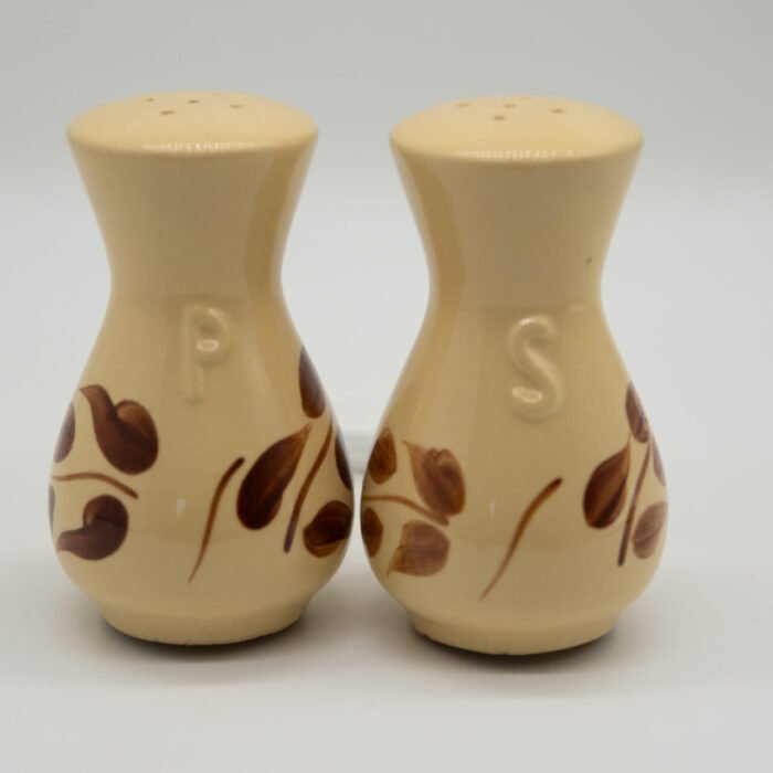 watt-pottery-autumn-foliage-117-118-salt-pepper-3447