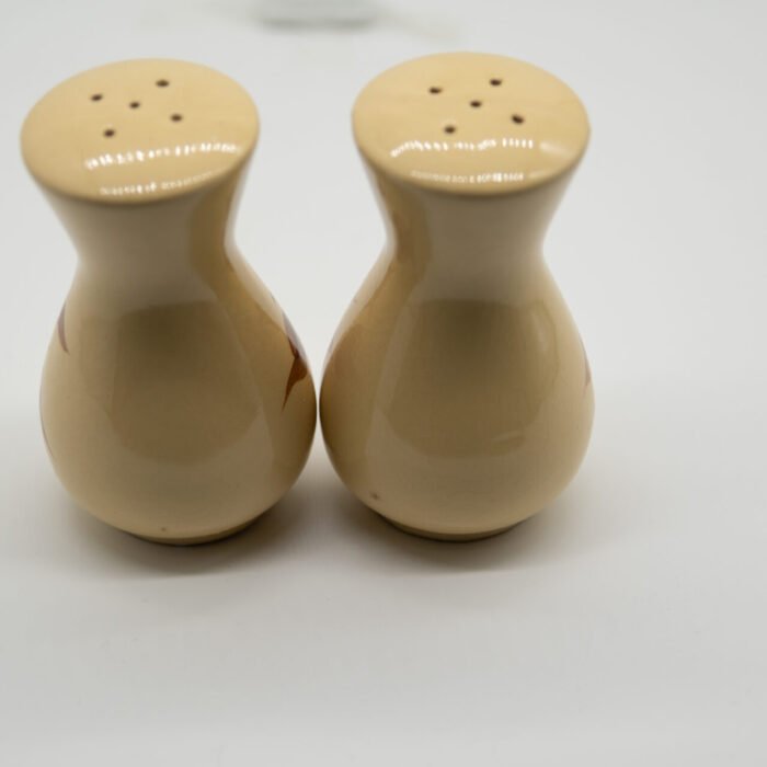 watt-pottery-autumn-foliage-117-118-salt-pepper-3452