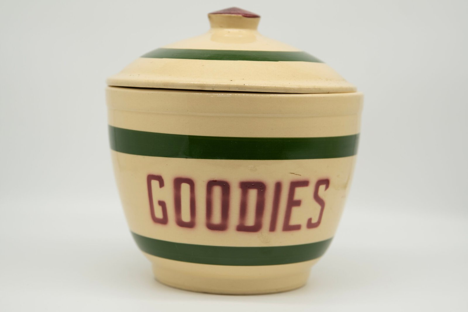 Goodies Watt Pottery