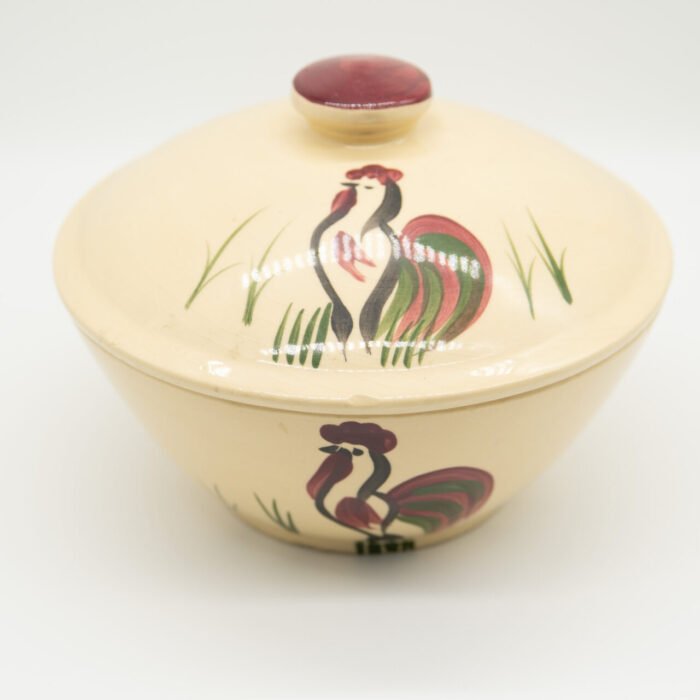 watt-pottery-rooster-67-bowl-with-lid-3332