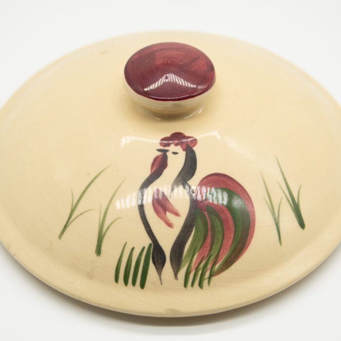 watt-pottery-rooster-67-bowl-with-lid-3338