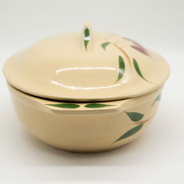 watt-pottery-teardrop-86-baker-3362