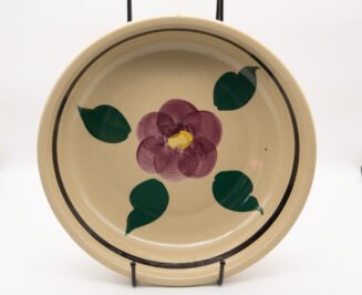 Vintage Watt Pottery Pansy #39 Bowl